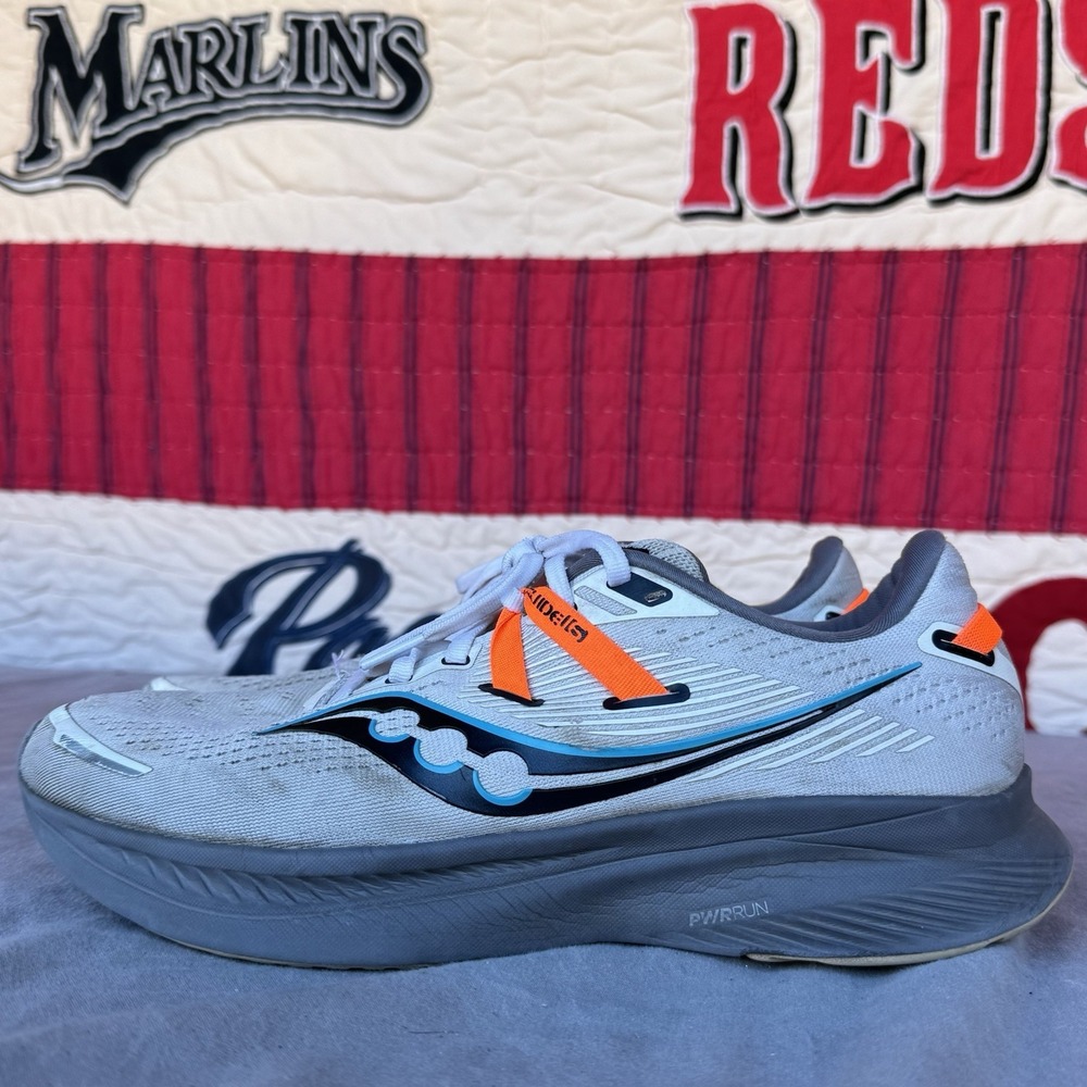 Size 10 - Saucony‎ Guide 16 White Orange Gravel S20810-85